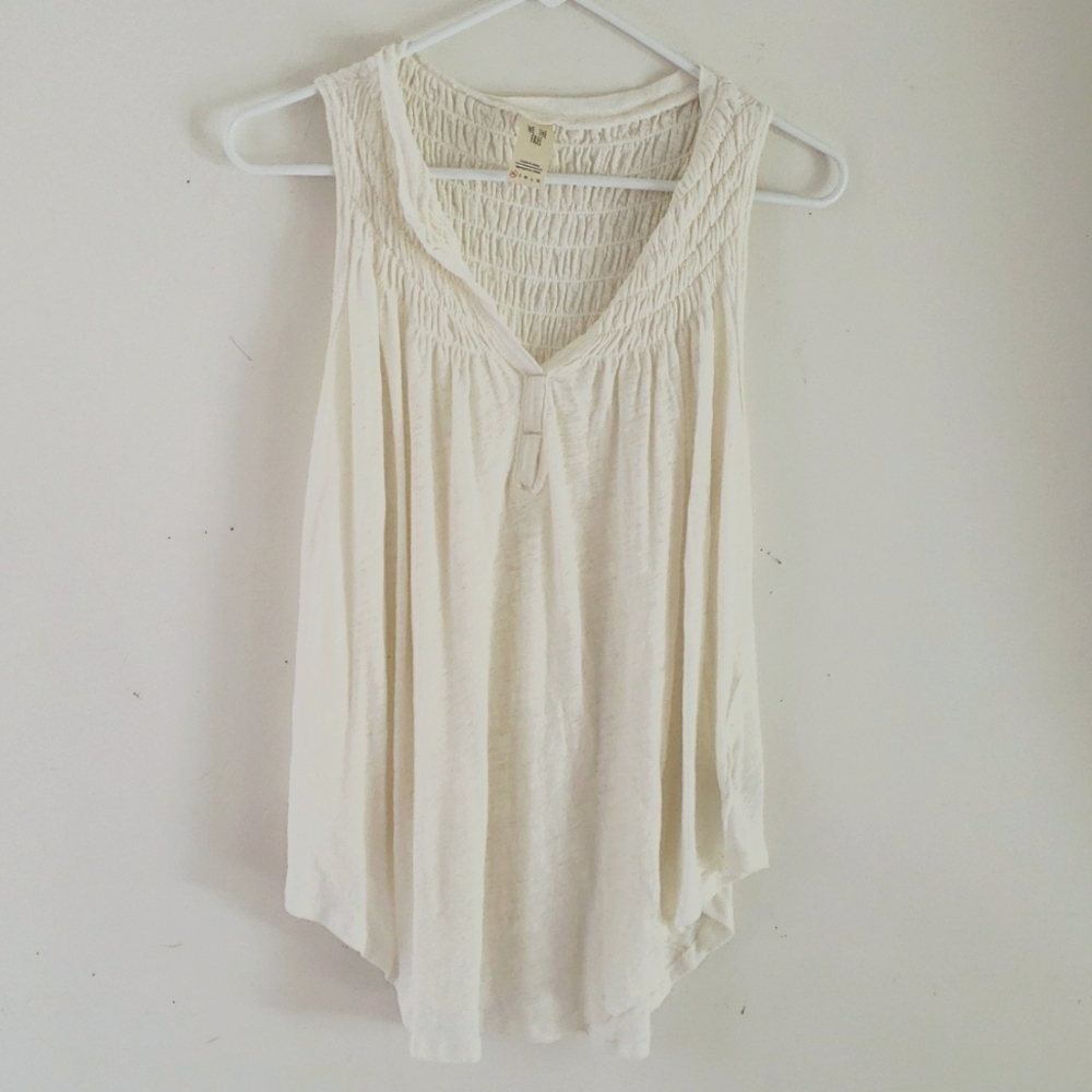Free People We the Free New to Town Smocked Hot Spring White Tank Top Sz XS - Picture 6 of 12